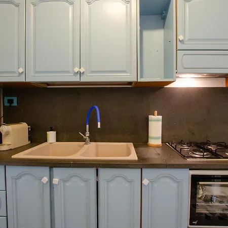 Aria Bella Maison تْشيفالو